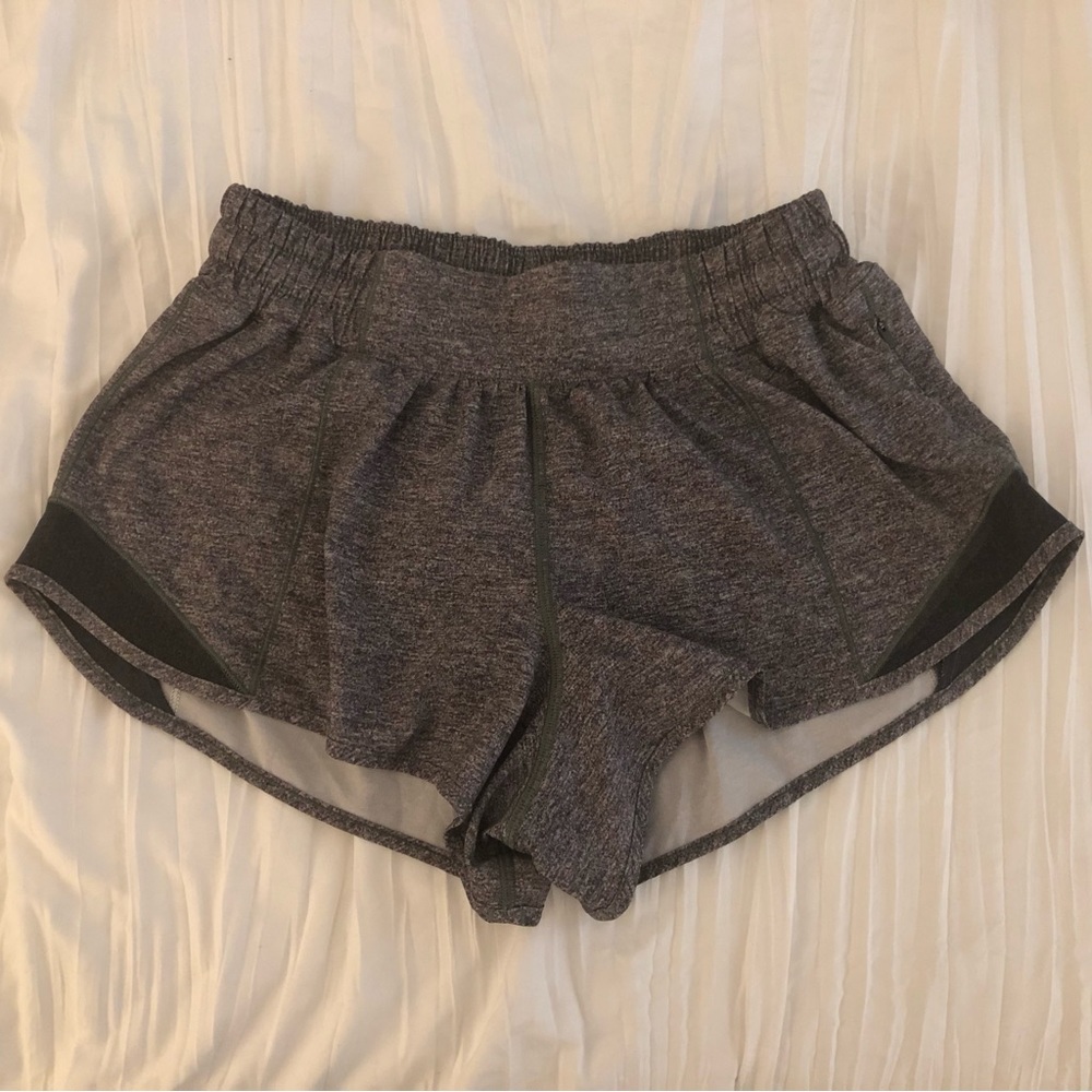 Lululemon Hotty Hot Low-rise Lined Short 2.5”